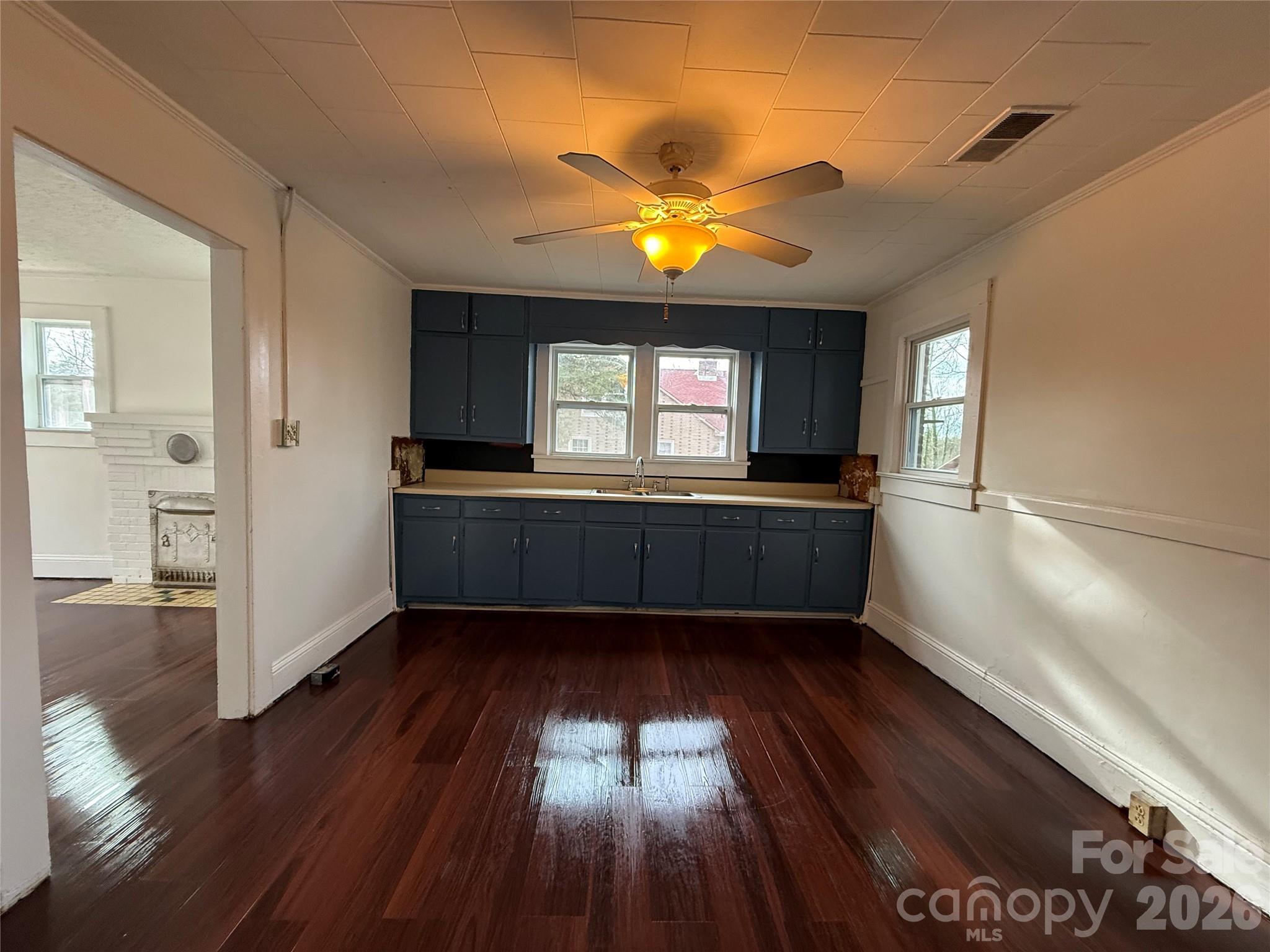 712 Griffin Avenue NW Valdese NC 28690