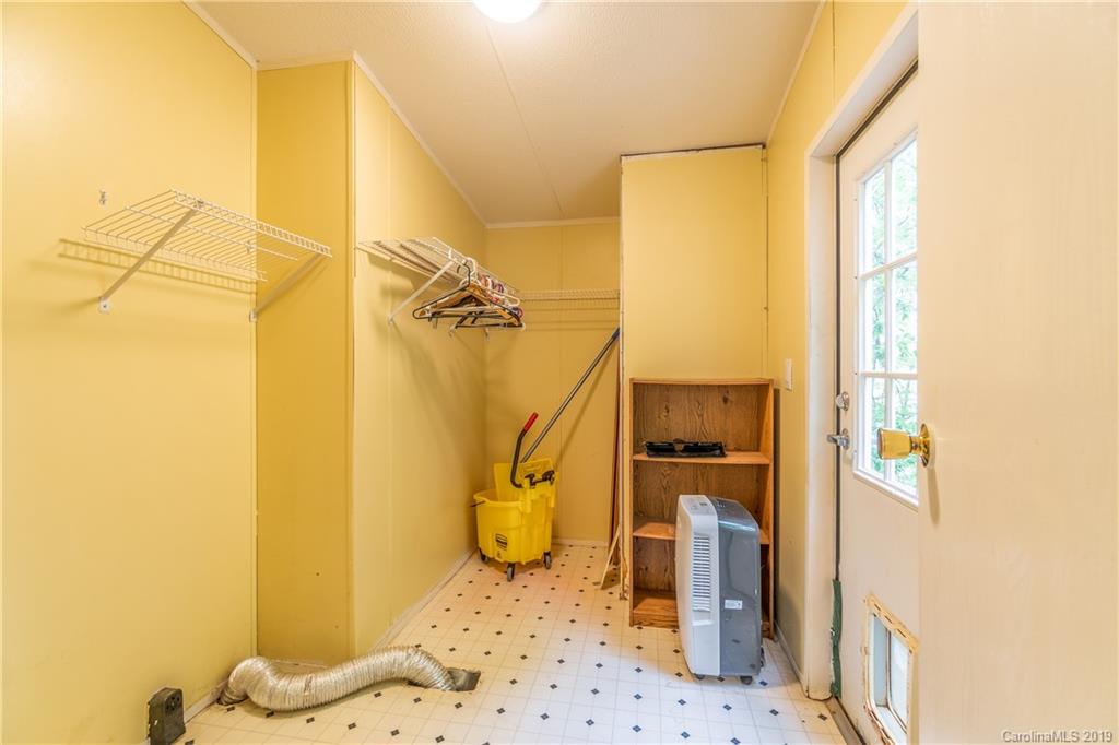 16 Libby Drive Weaverville NC 28787