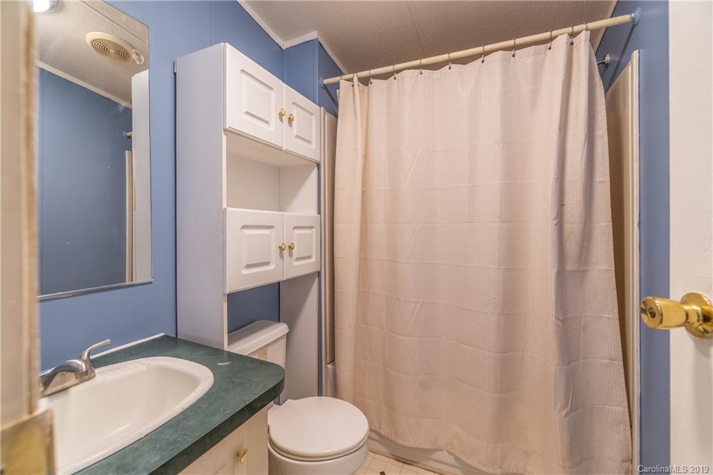 16 Libby Drive Weaverville NC 28787