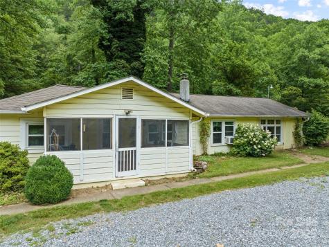 449 Little East Fork Road Canton NC 28716