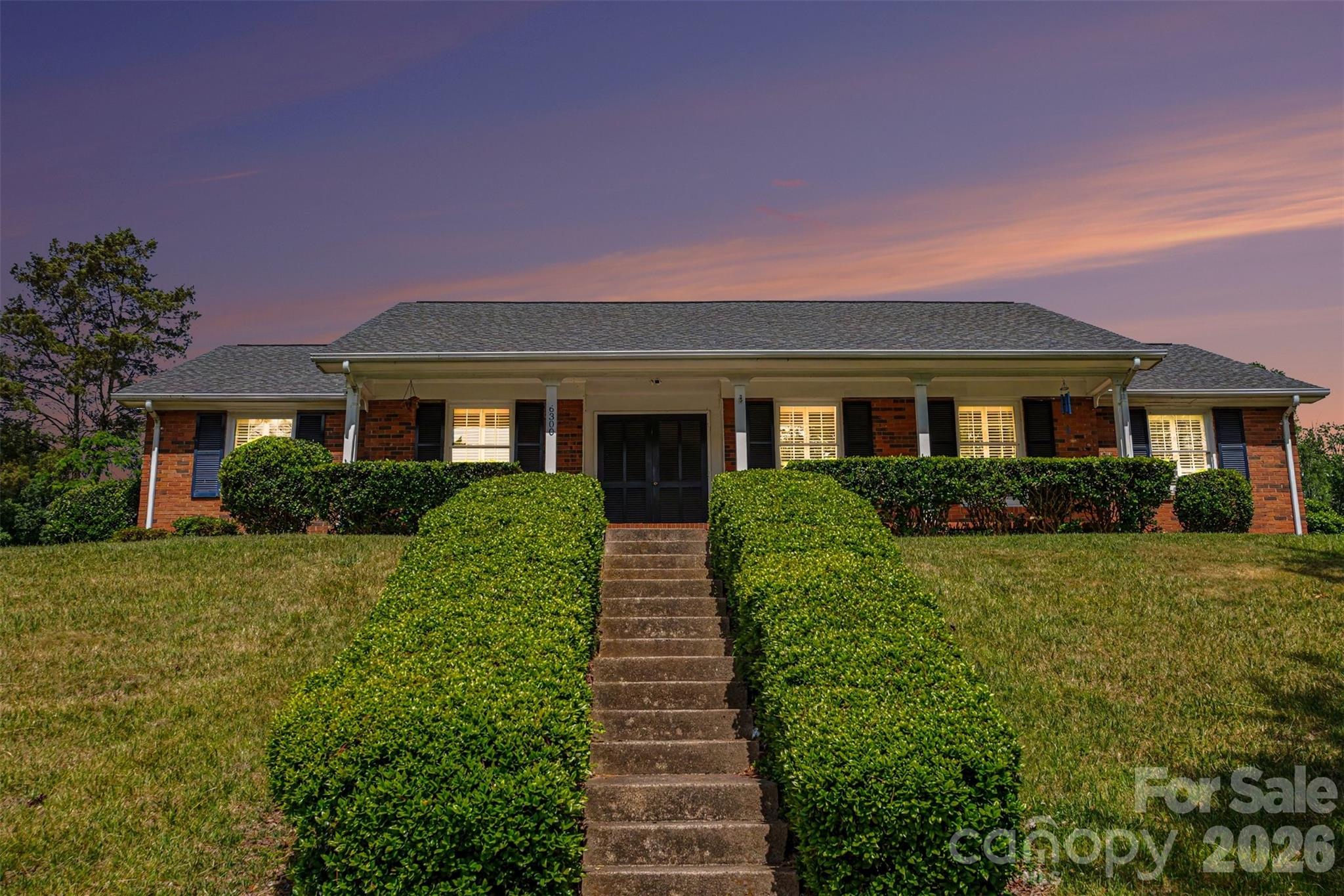 Charlotte NC, 6300 Idlebrook Drive