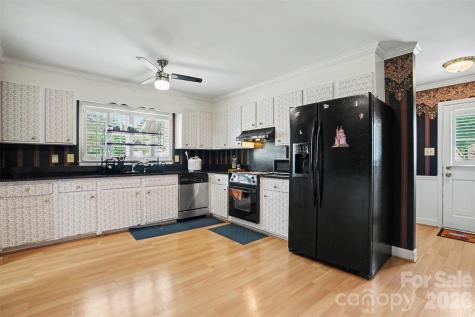 6300 Idlebrook Drive Charlotte NC 28212