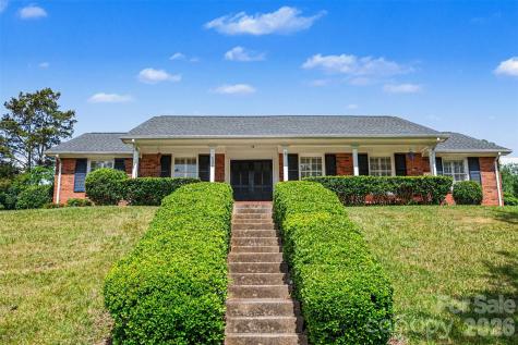 6300 Idlebrook Drive Charlotte NC 28212