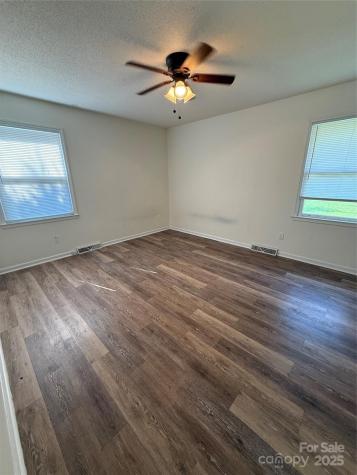 629 Belmorrow Drive Charlotte NC 28214