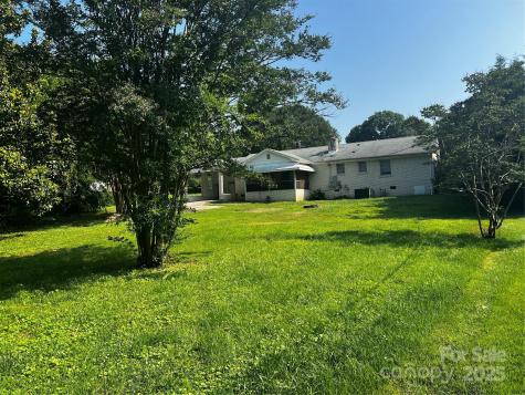 629 Belmorrow Drive Charlotte NC 28214