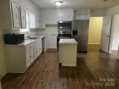 629 Belmorrow Drive Charlotte NC 28214