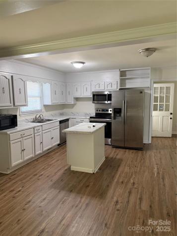 629 Belmorrow Drive Charlotte NC 28214