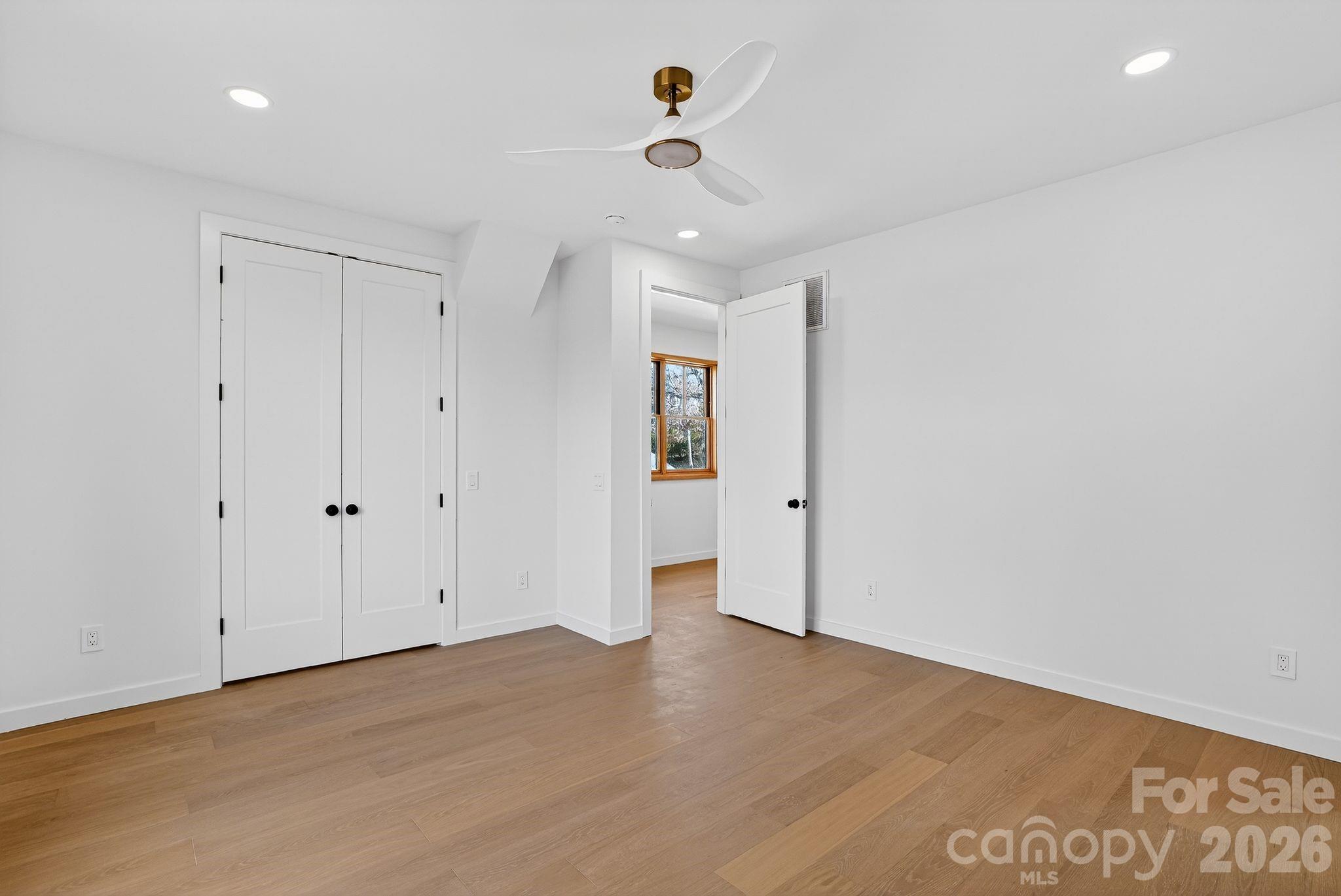 8 Houston Street Asheville NC 28801