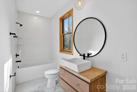 8 Houston Street Asheville NC 28801