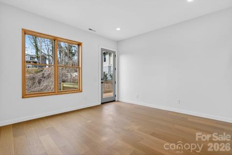 8 Houston Street Asheville NC 28801