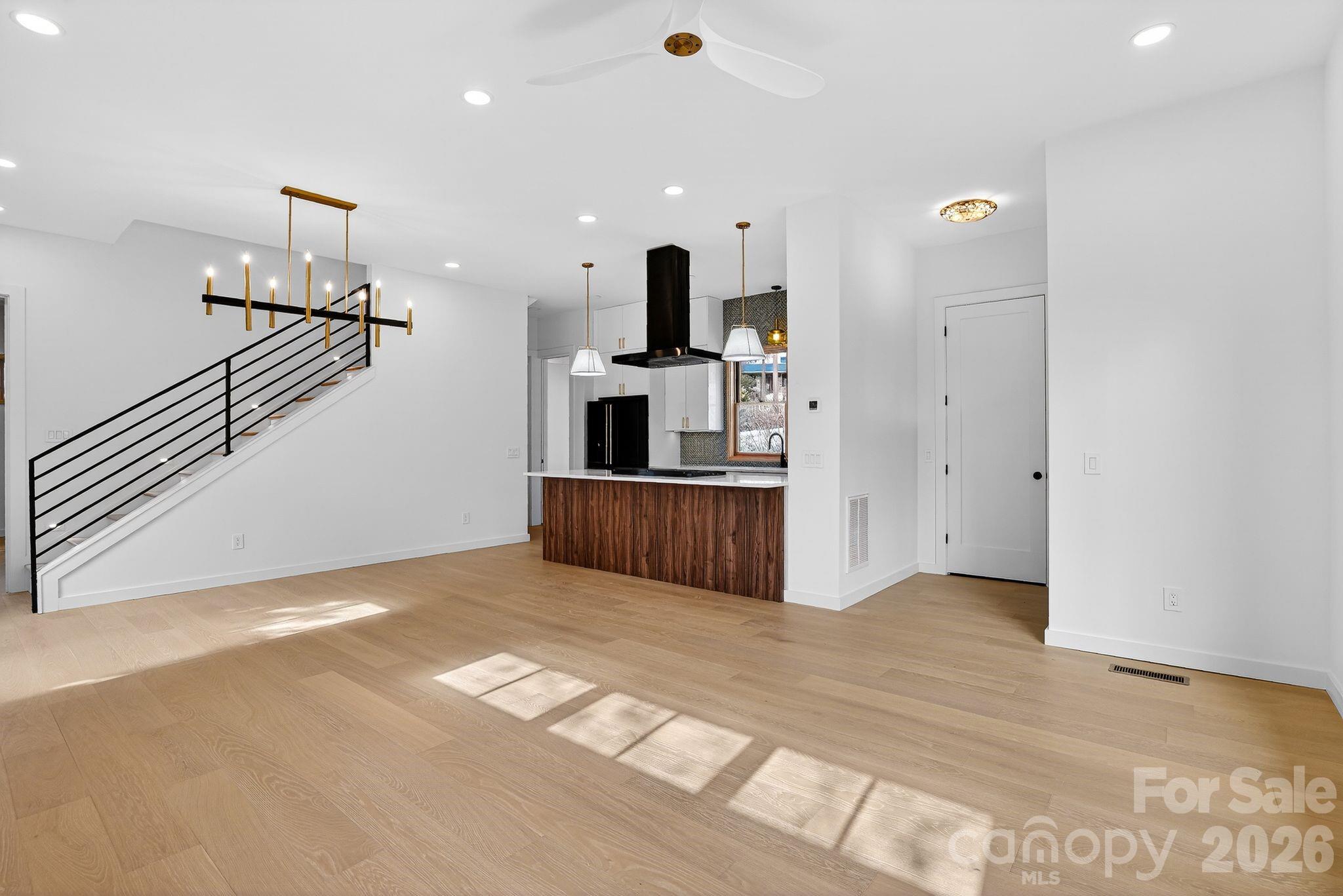 8 Houston Street Asheville NC 28801