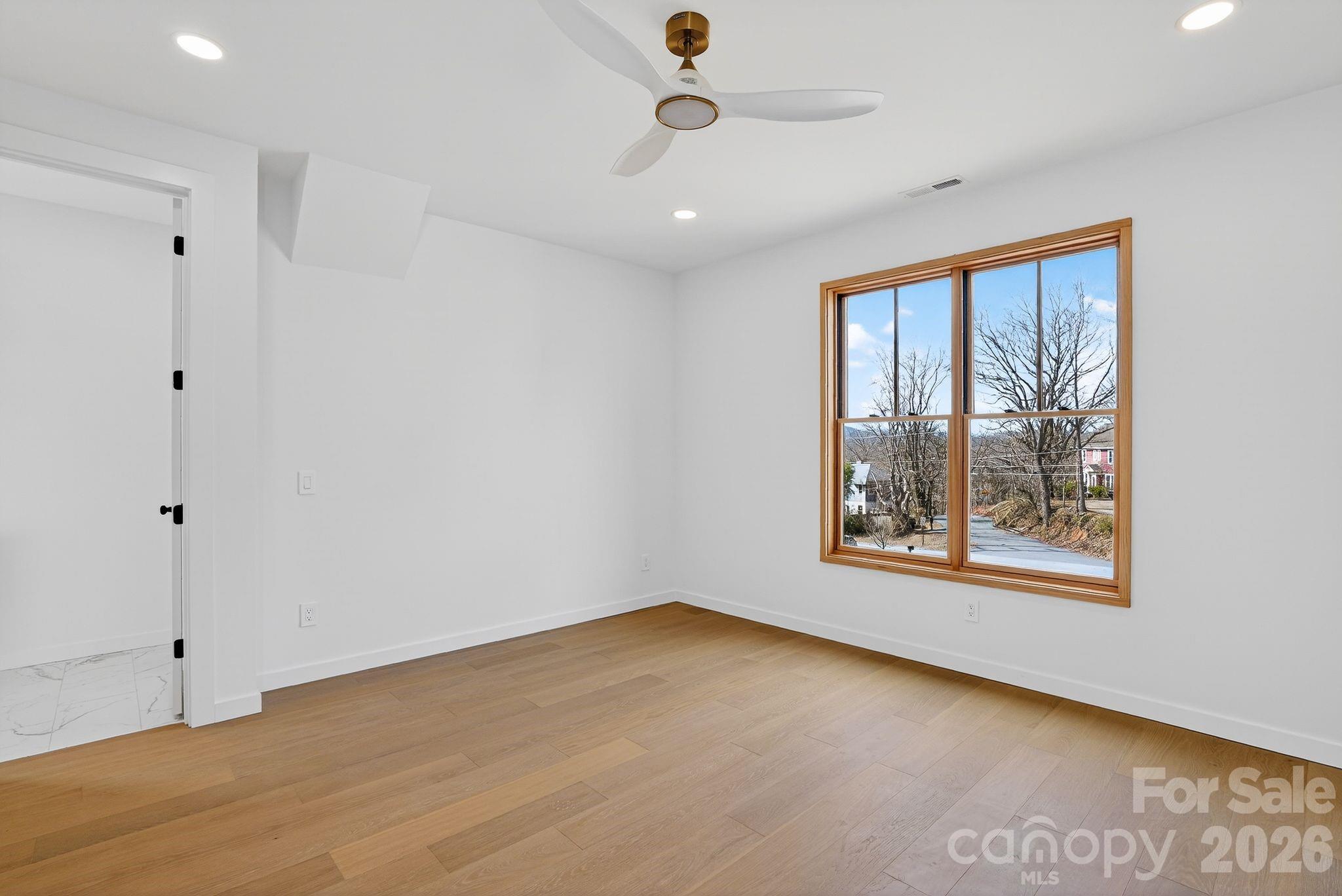 8 Houston Street Asheville NC 28801