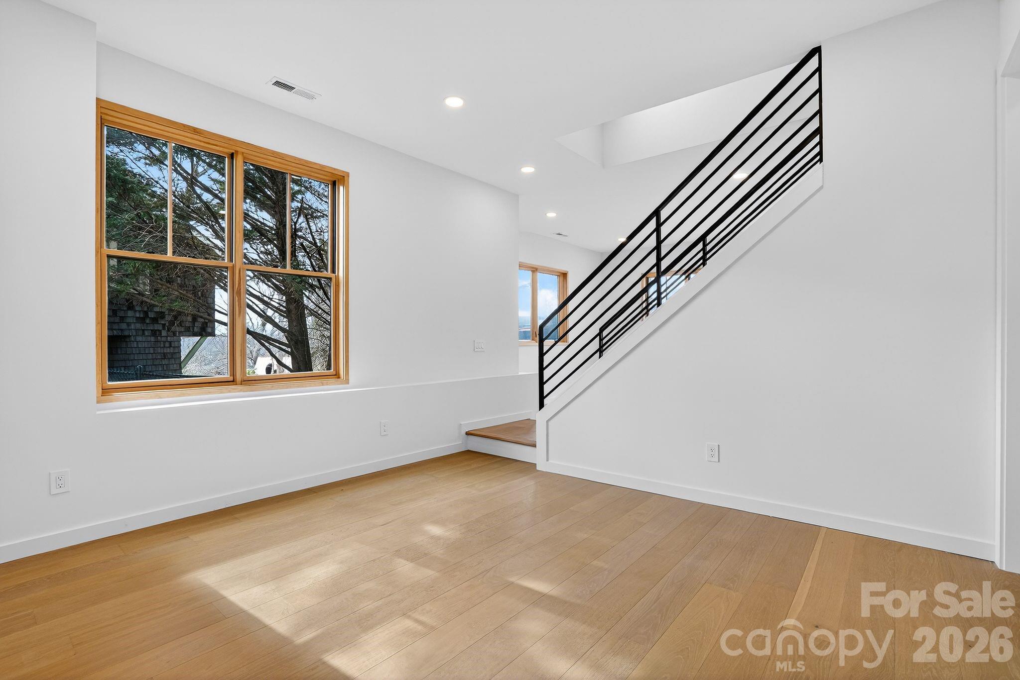 8 Houston Street Asheville NC 28801