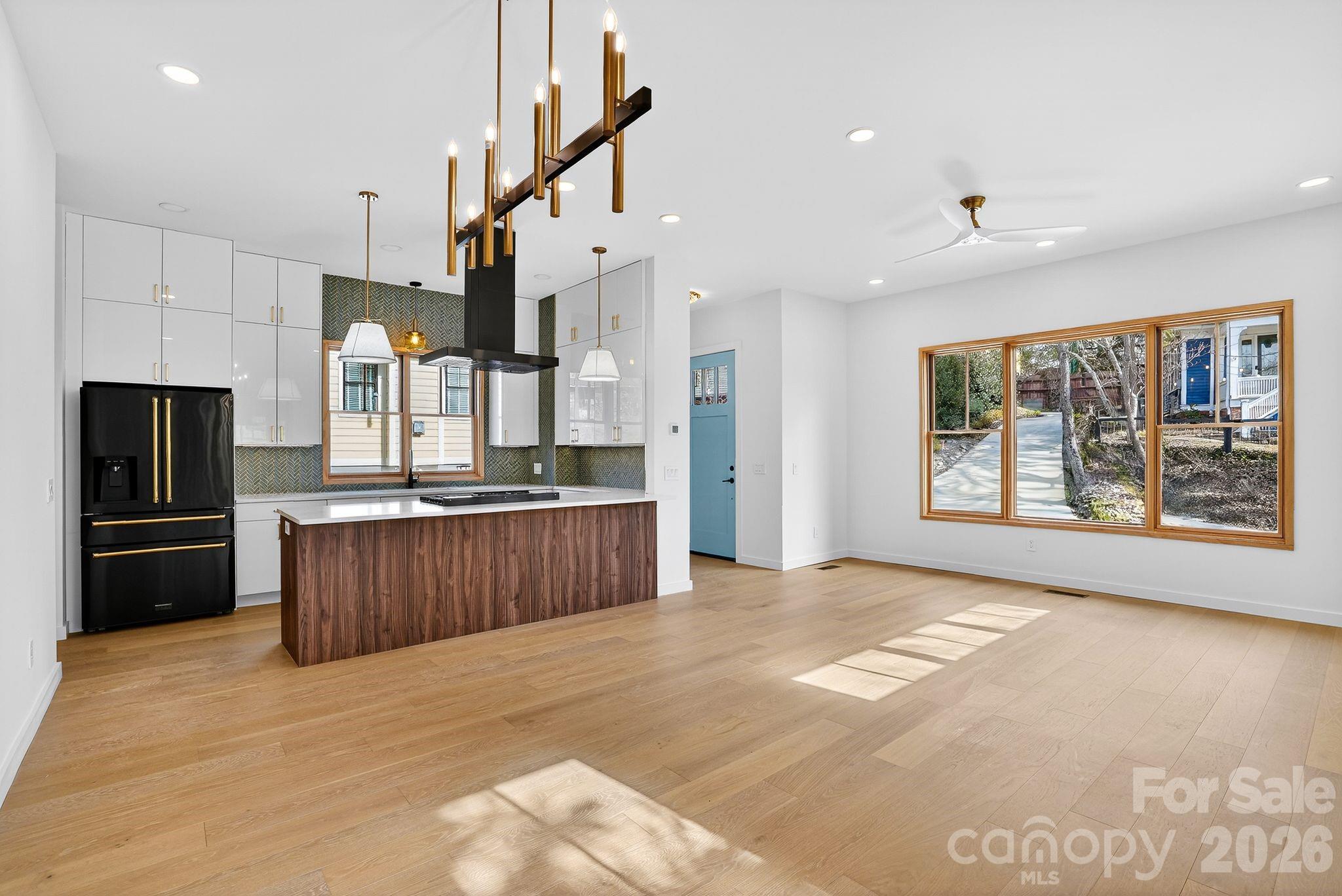 8 Houston Street Asheville NC 28801