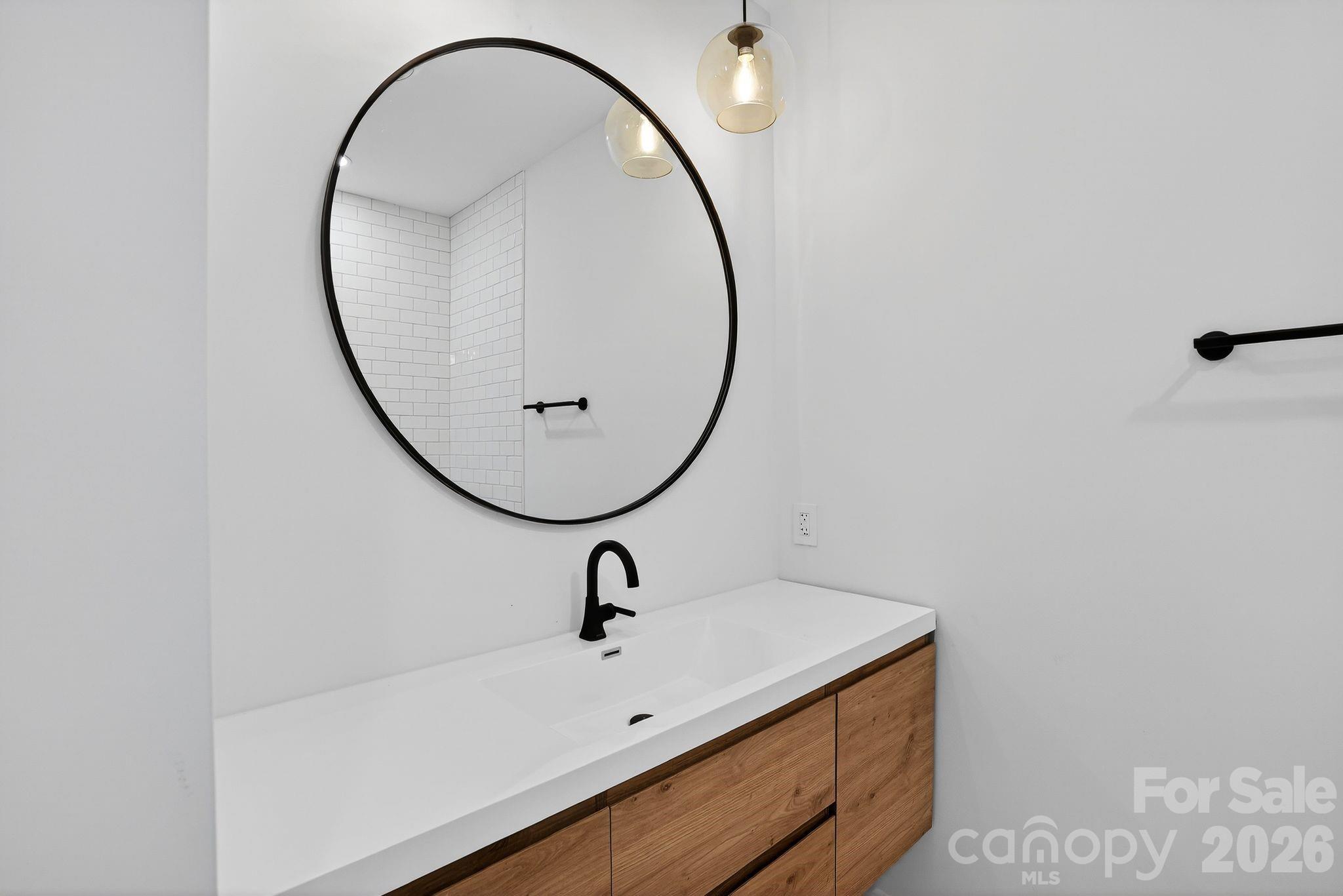 8 Houston Street Asheville NC 28801