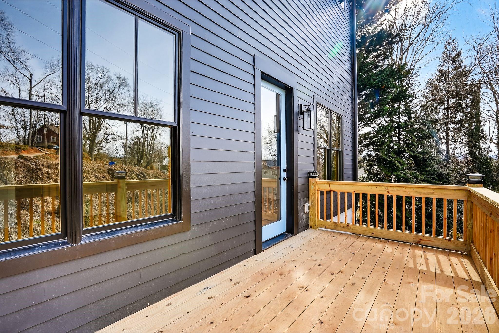 8 Houston Street Asheville NC 28801