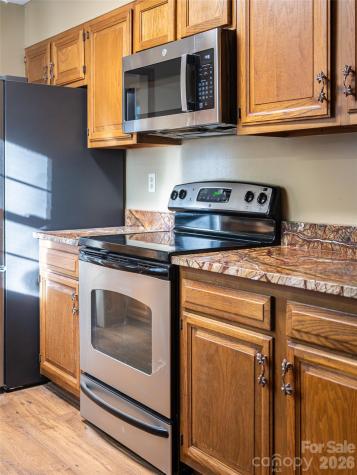 100 Wolf Shoals Drive Hendersonville NC 28739