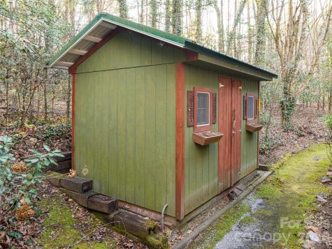 100 Wolf Shoals Drive Hendersonville NC 28739