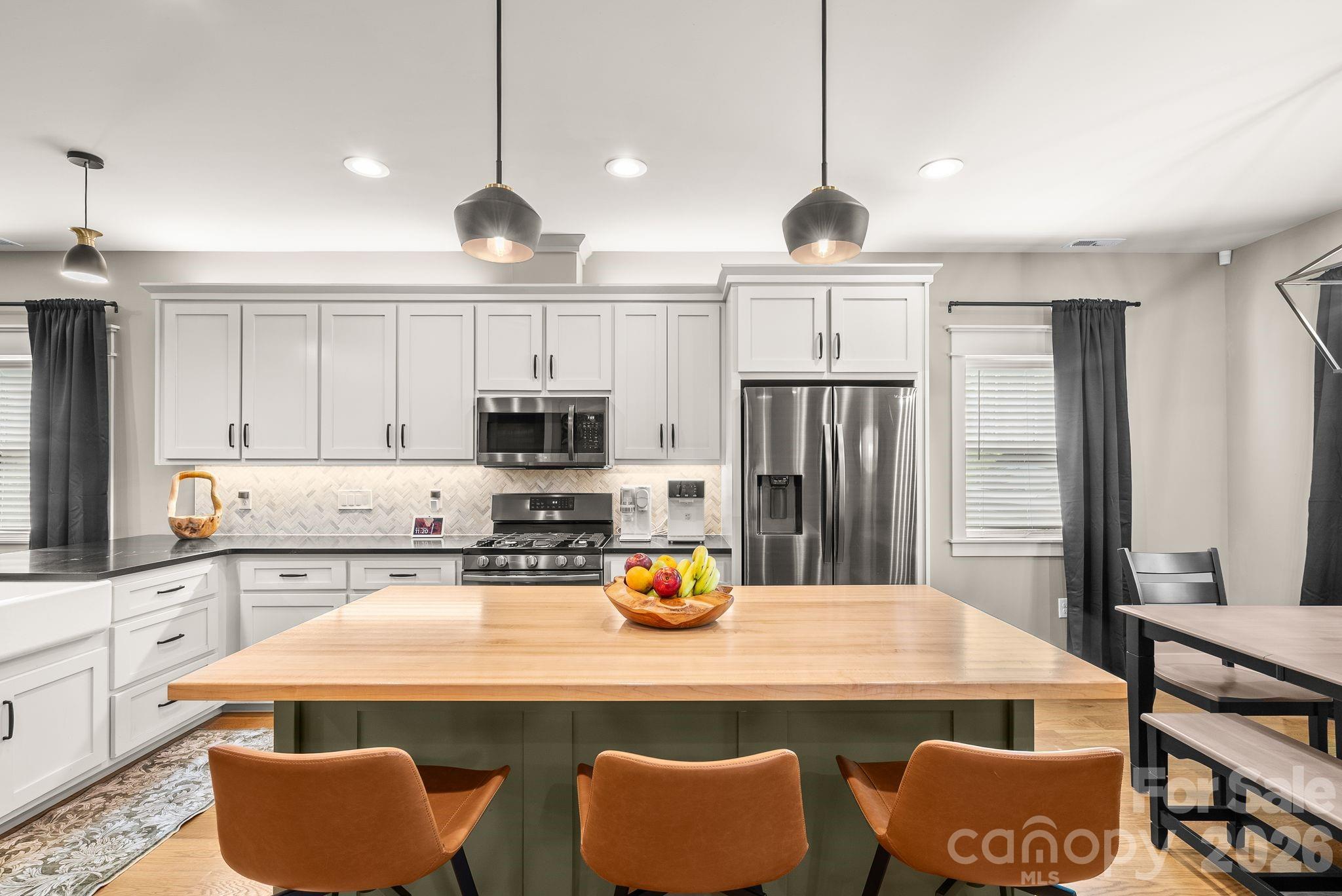 7 Acona Lane Asheville NC 28803