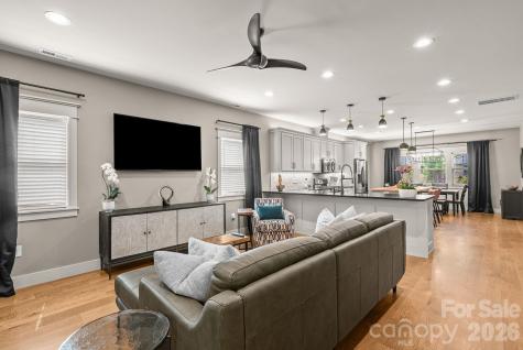 7 Acona Lane Asheville NC 28803