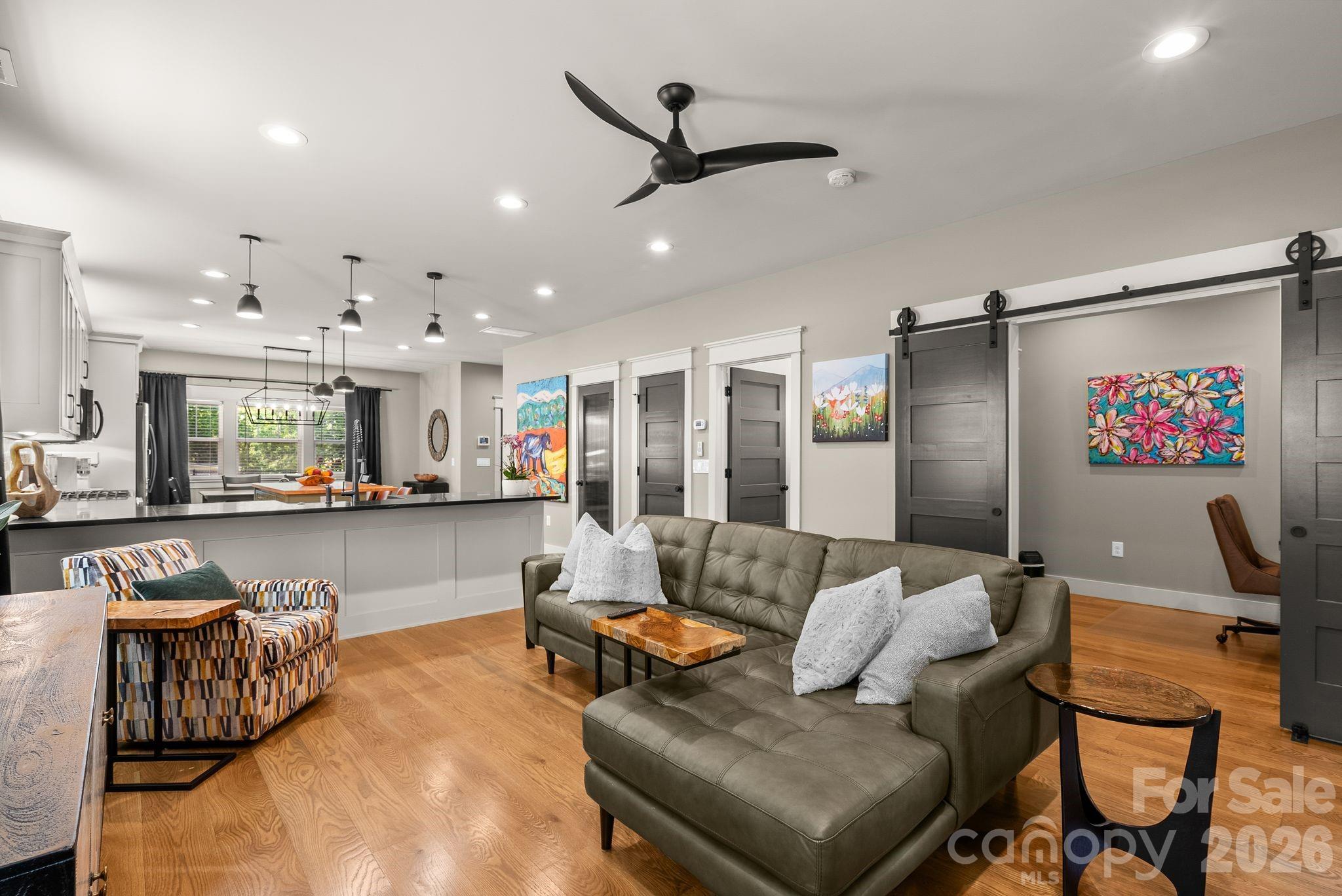 7 Acona Lane Asheville NC 28803