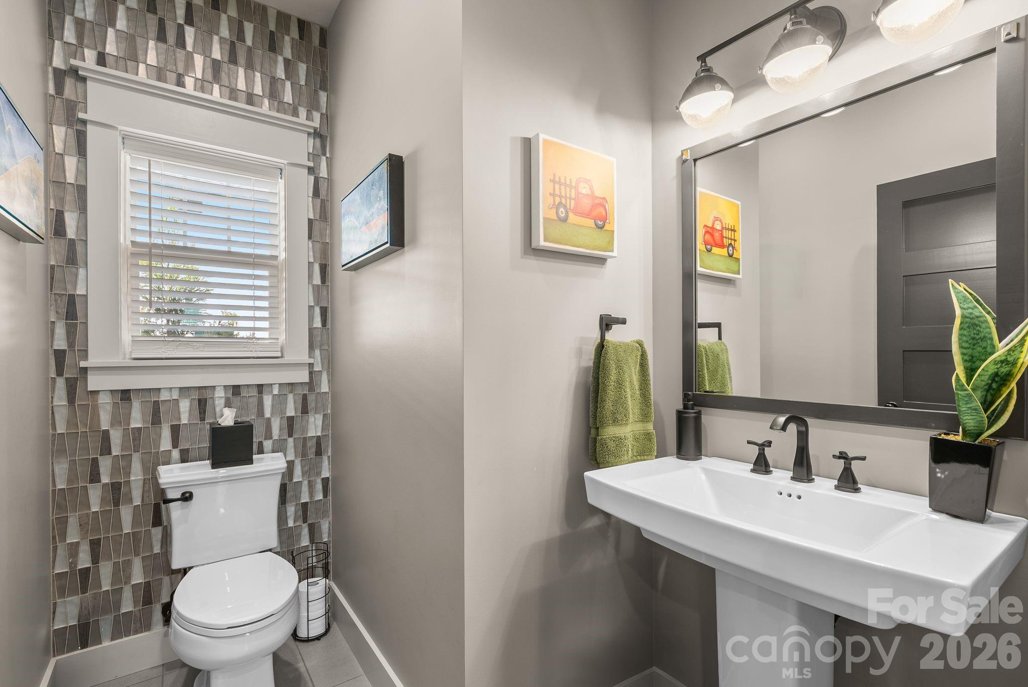 7 Acona Lane Asheville NC 28803