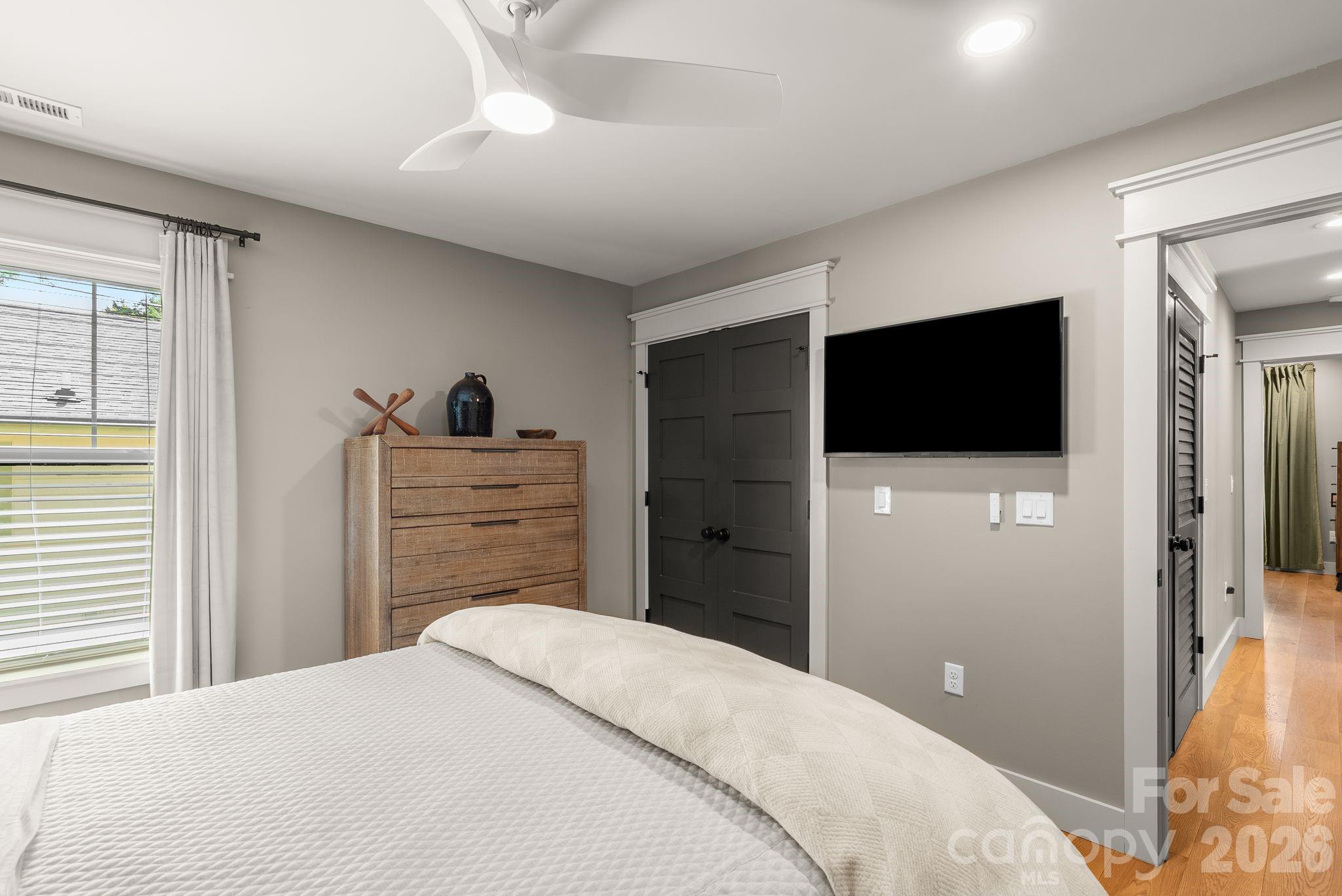 7 Acona Lane Asheville NC 28803