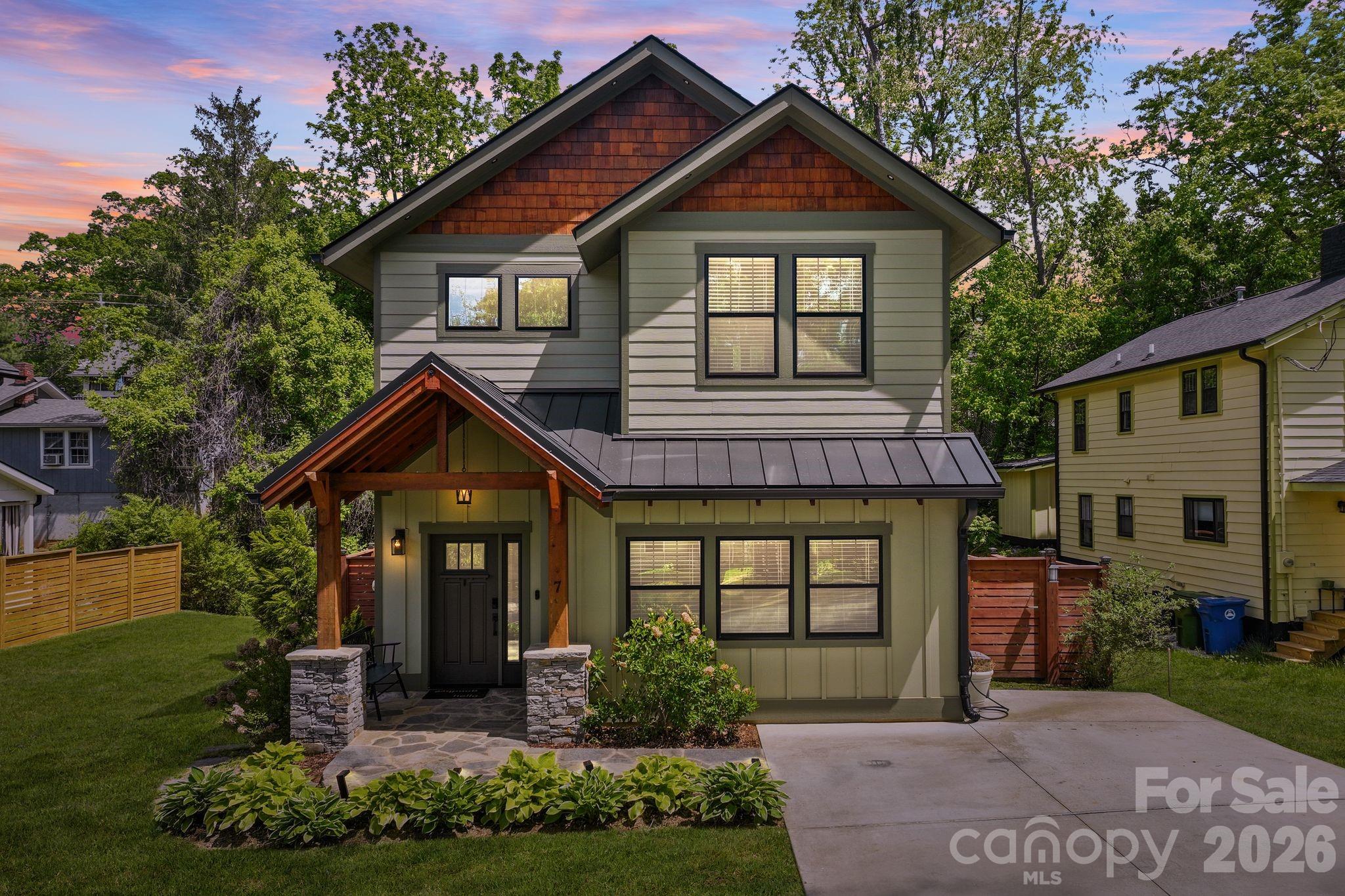 7 Acona Lane Asheville NC 28803