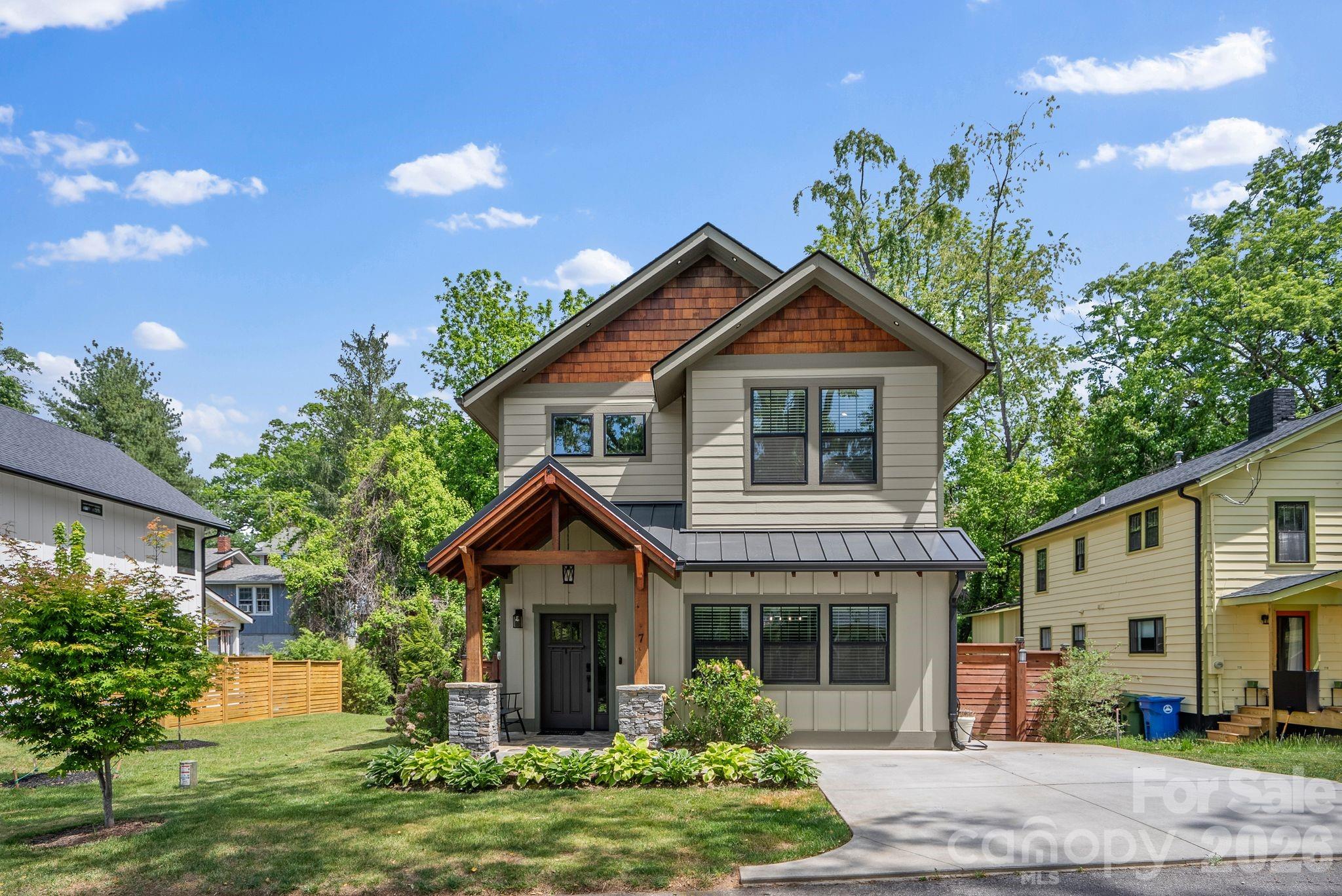 7 Acona Lane Asheville NC 28803
