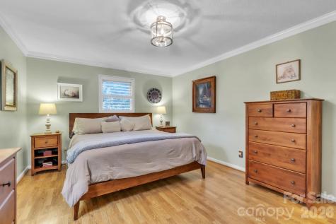 219 Raintree Drive Hendersonville NC 28791