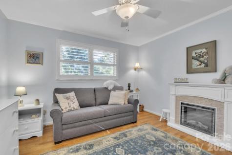 219 Raintree Drive Hendersonville NC 28791