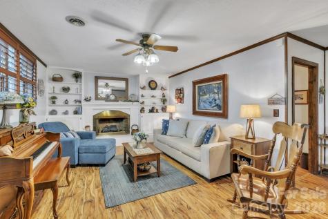 219 Raintree Drive Hendersonville NC 28791