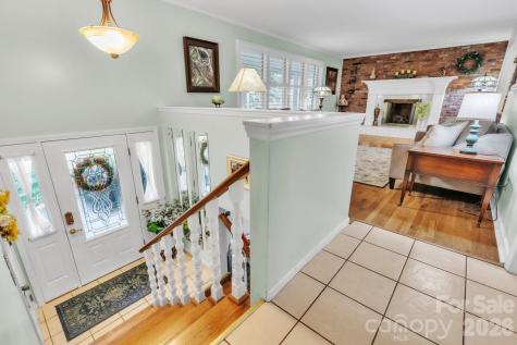 219 Raintree Drive Hendersonville NC 28791