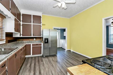 511 W Elliott Street Chester SC 29706