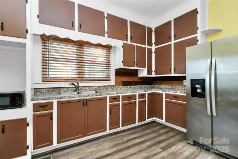 511 W Elliott Street Chester SC 29706