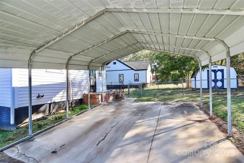511 W Elliott Street Chester SC 29706