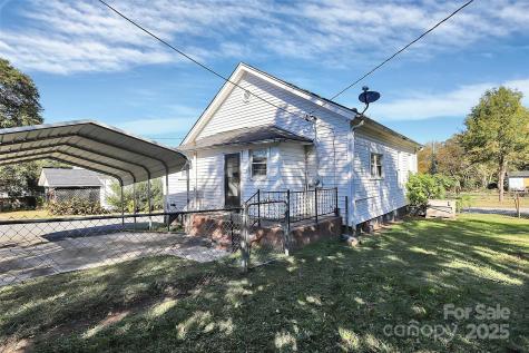 511 W Elliott Street Chester SC 29706