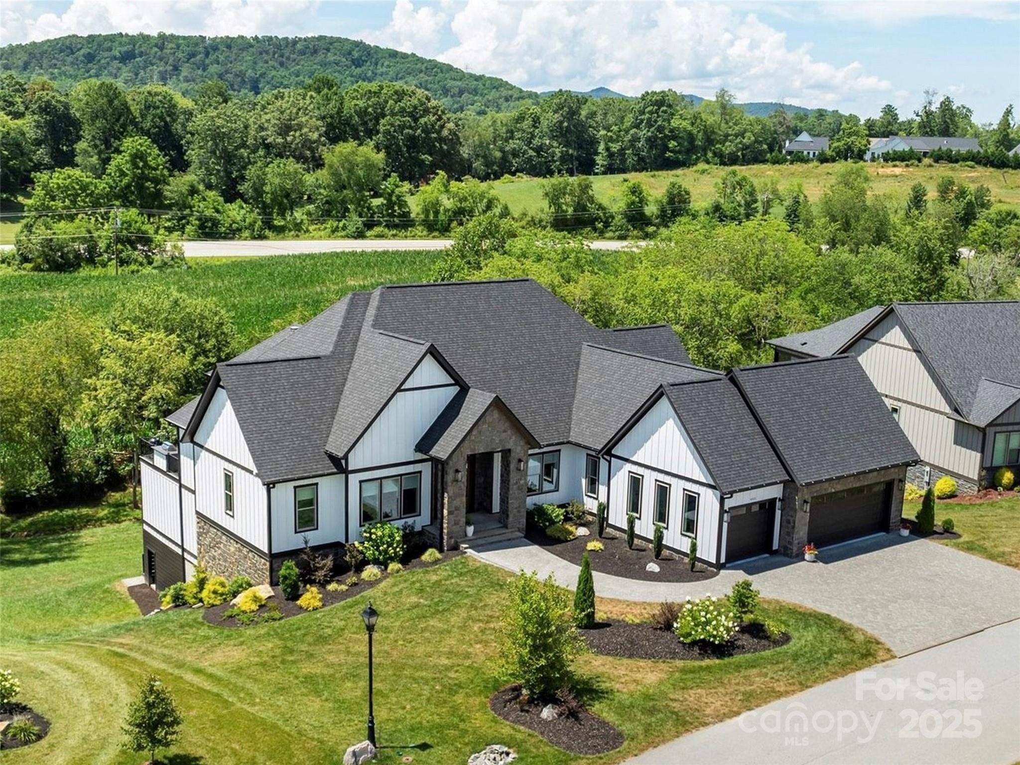 Mills River NC, 465 Daniel Circle Drive