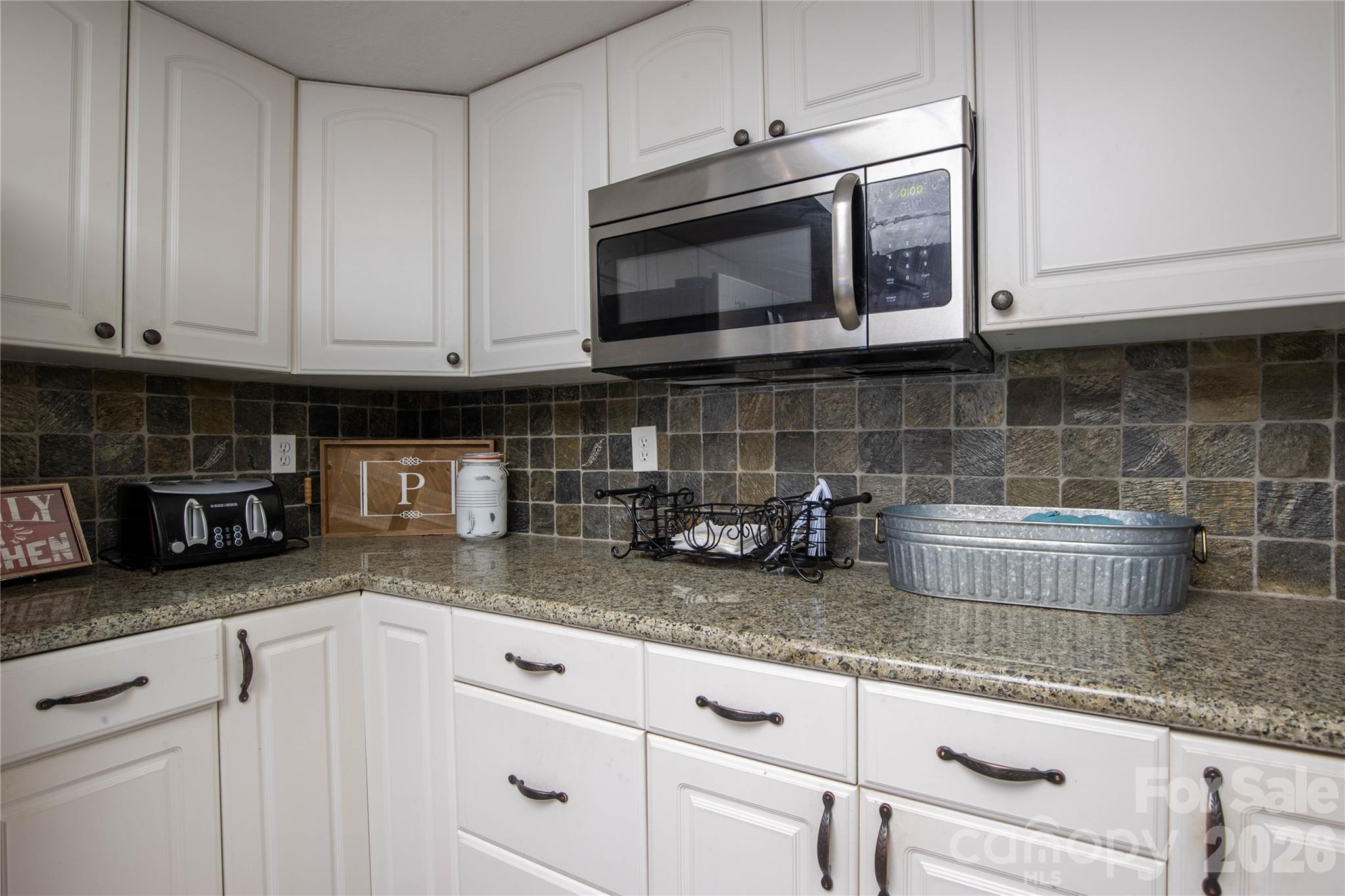 84 Sheets Farm Road Bakersville NC 28705