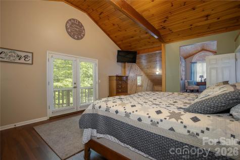 84 Sheets Farm Road Bakersville NC 28705