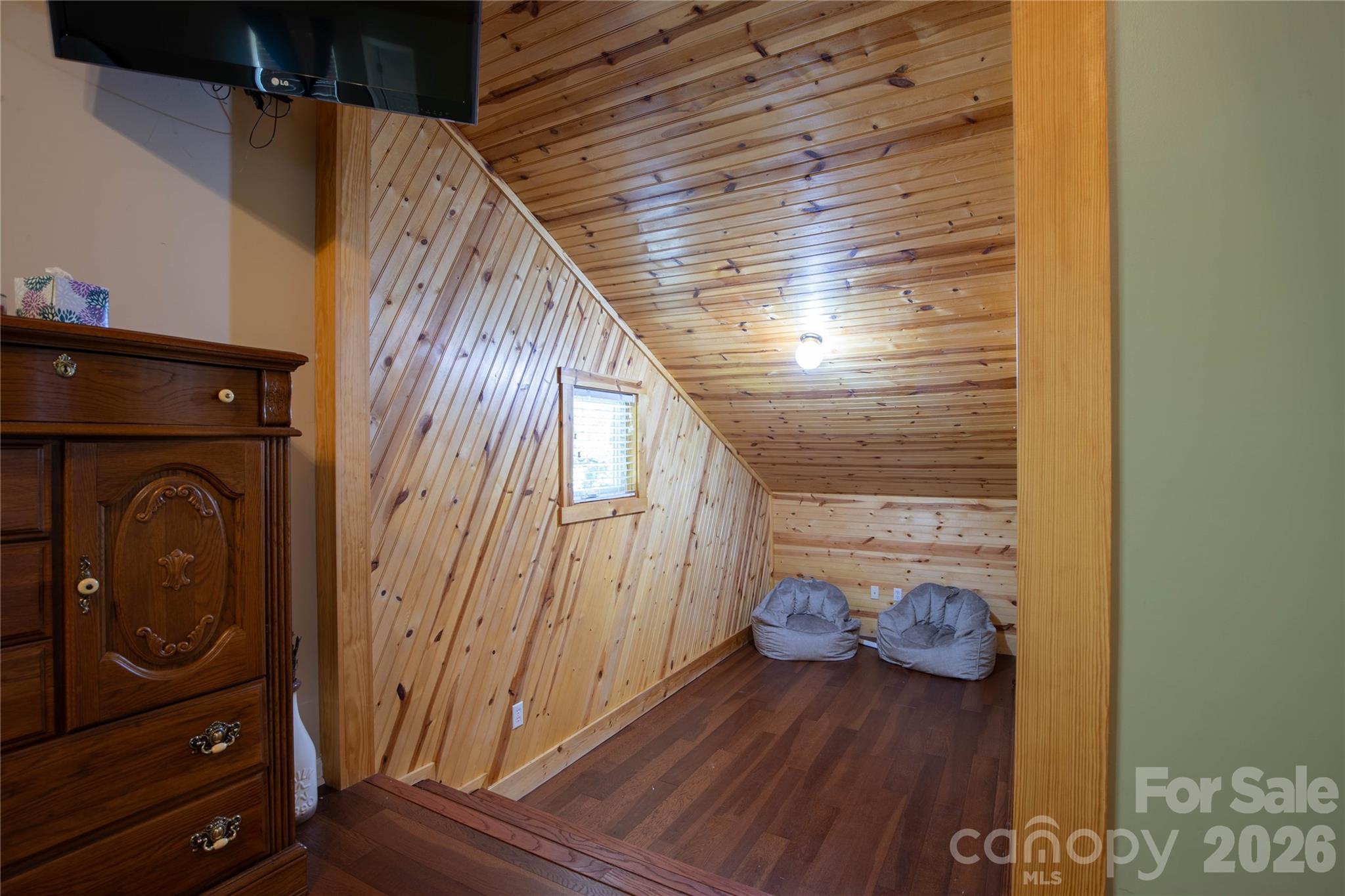84 Sheets Farm Road Bakersville NC 28705