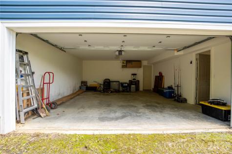 84 Sheets Farm Road Bakersville NC 28705