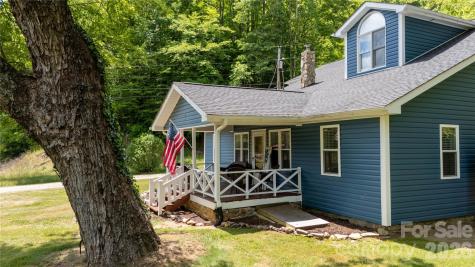 84 Sheets Farm Road Bakersville NC 28705