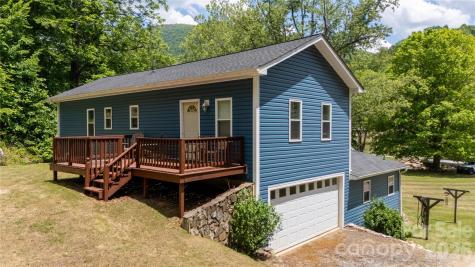 84 Sheets Farm Road Bakersville NC 28705