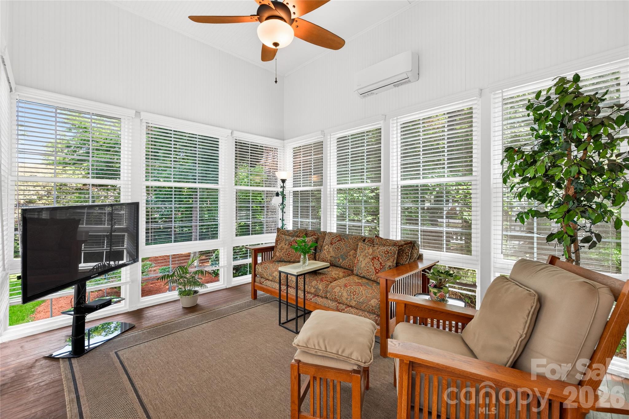 1918 Weighmont Court Charlotte NC 28227