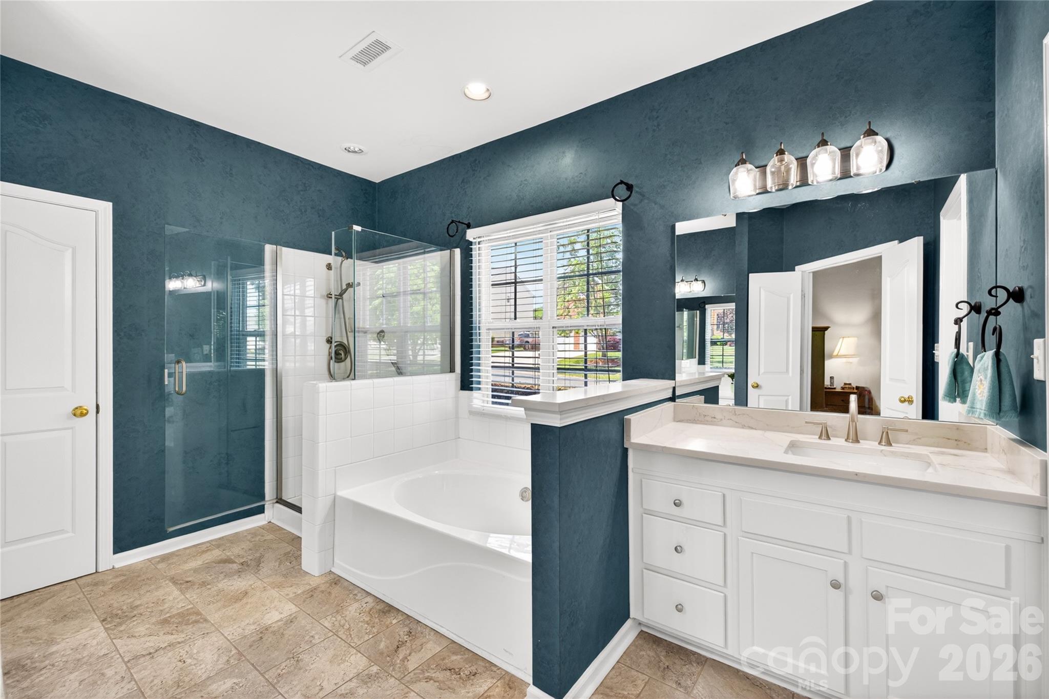 1918 Weighmont Court Charlotte NC 28227