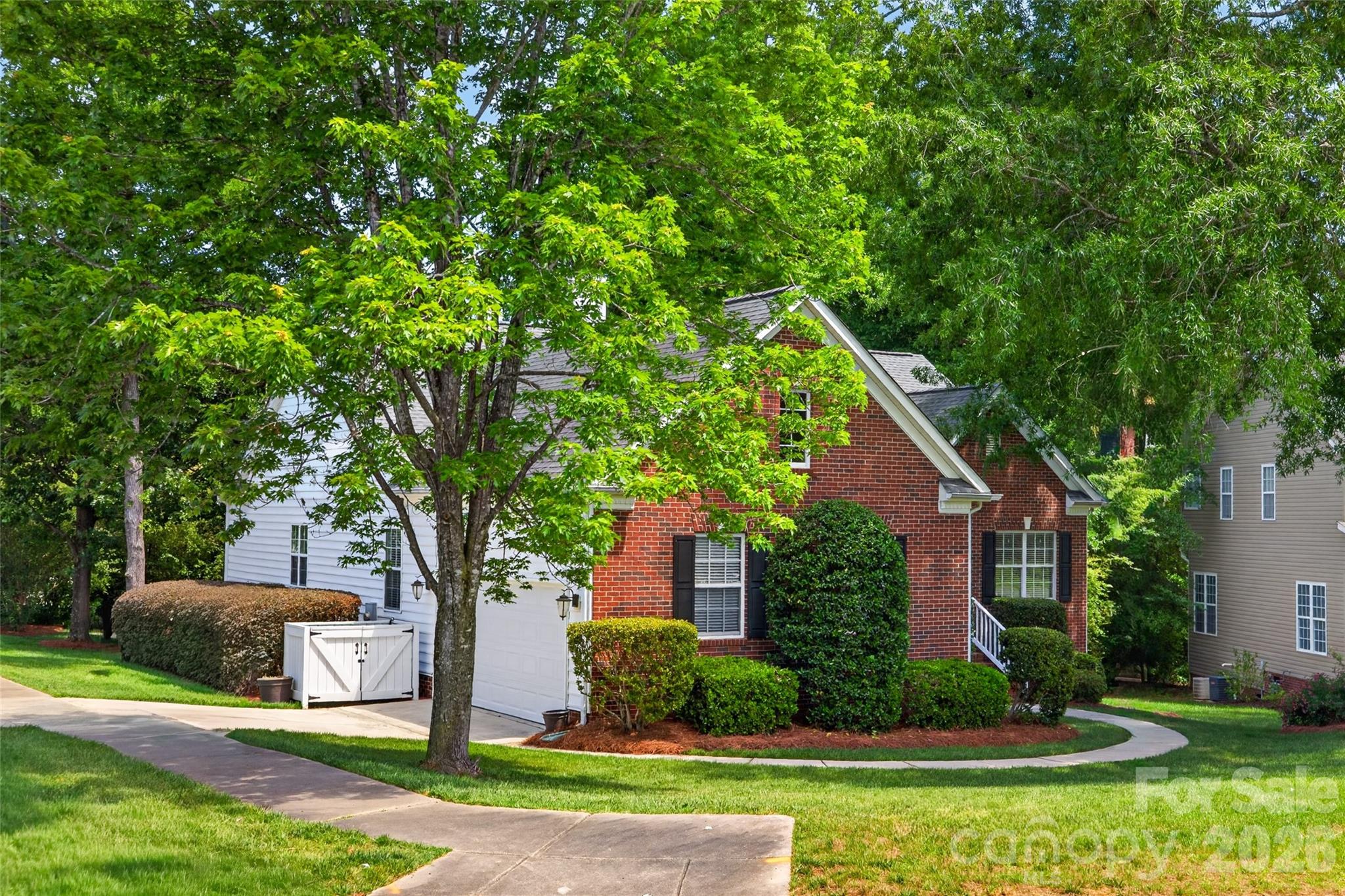 1918 Weighmont Court Charlotte NC 28227