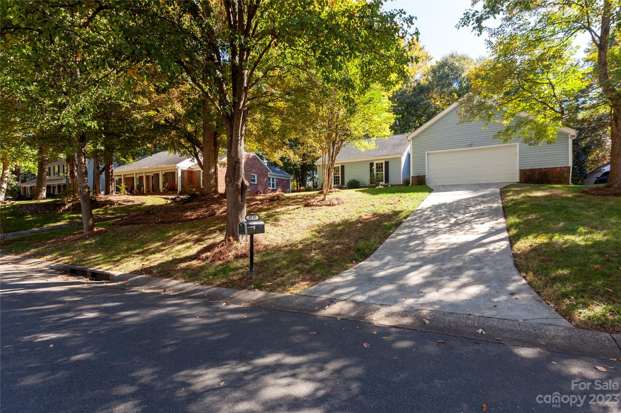 8719 Gruenewald Lane Charlotte NC 28210