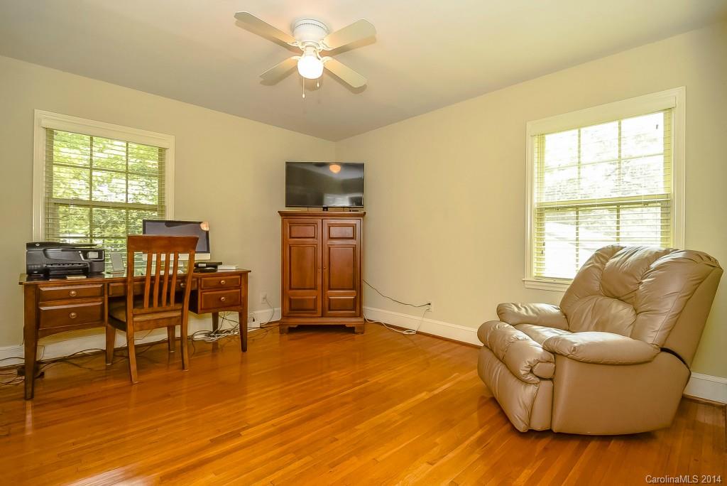 728 Larkhall Lane Charlotte NC 28211