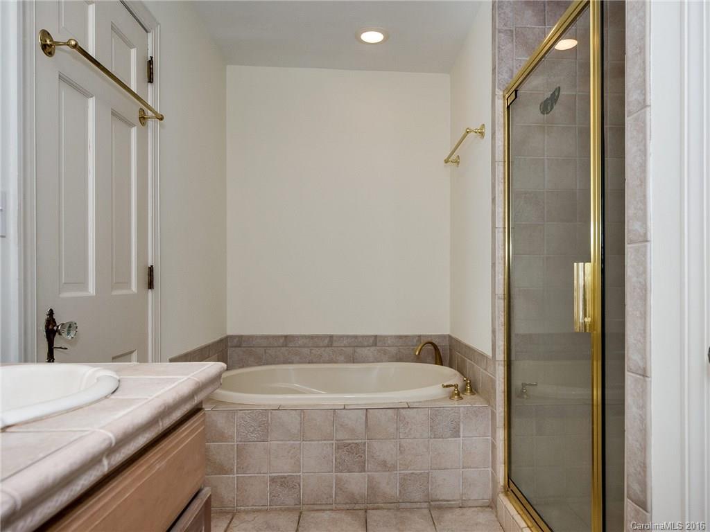2541 Selwyn Avenue Charlotte NC 28209
